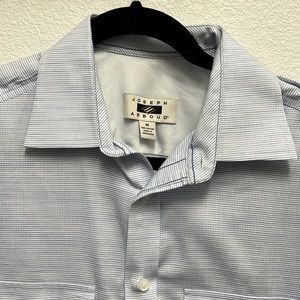 Joseph Abboud blue casual shirt in size M.